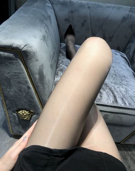年轻的妈妈在