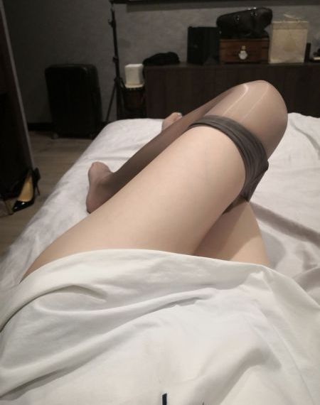 不系红扣的女孩完整版