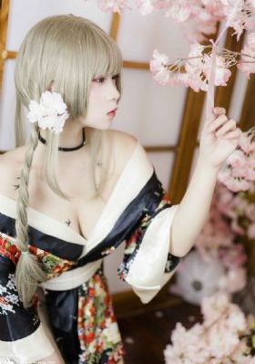 free性丰满白嫩白嫩的hd