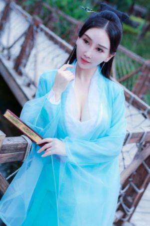 《艳美》动漫在线观看