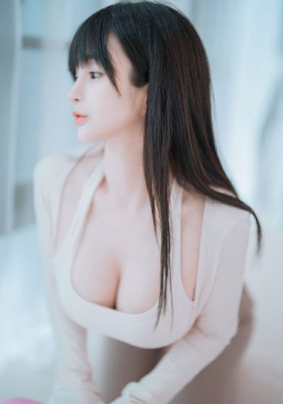 黄色三级免费看