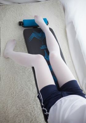 偷偷在线观看