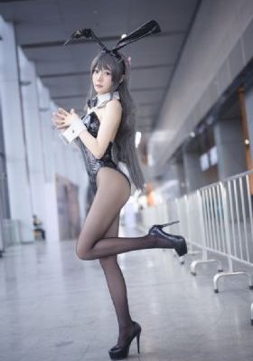 三月女郎